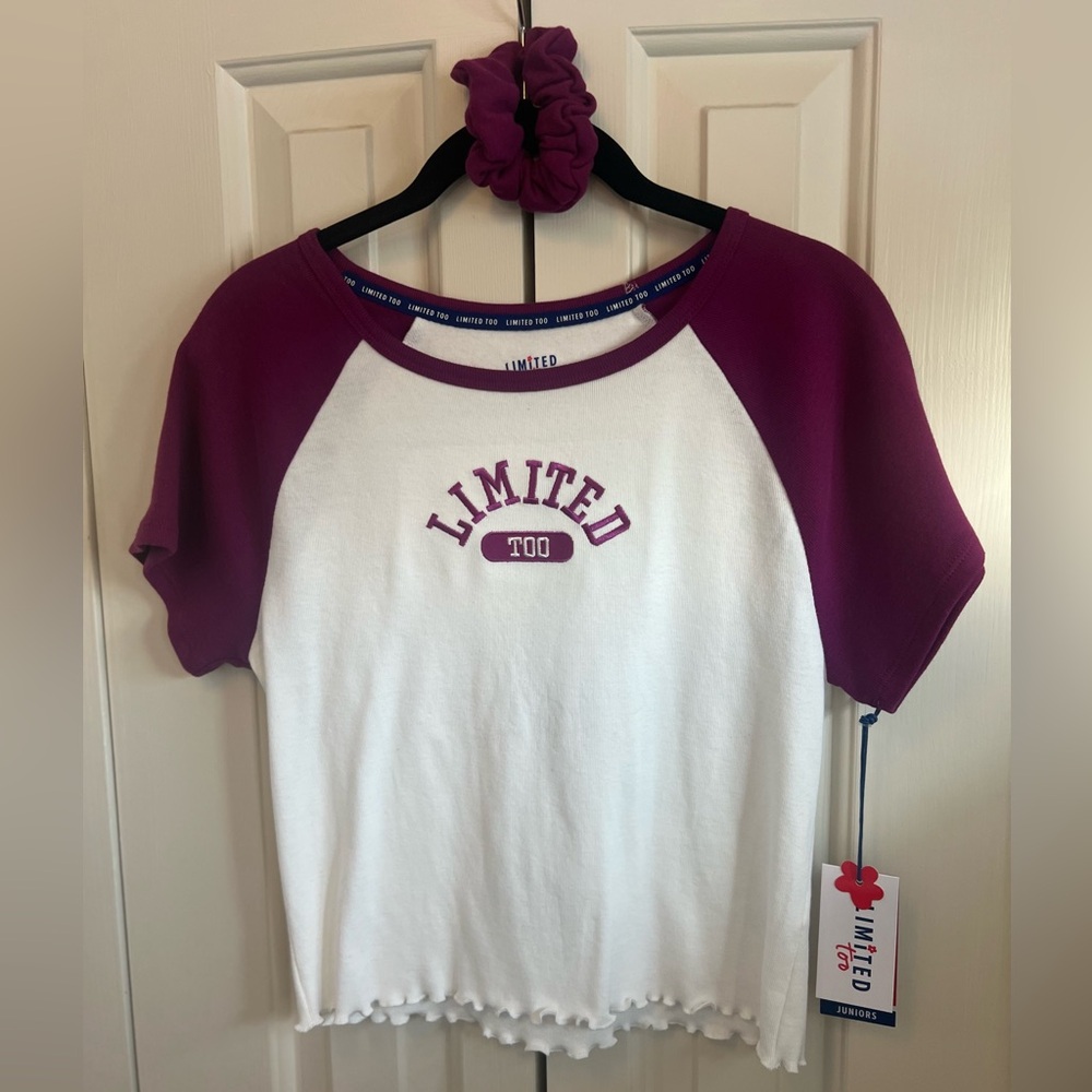 Limited Too. Purple and White Raglan ribbed Top with Scrunchie. Juniors Med.